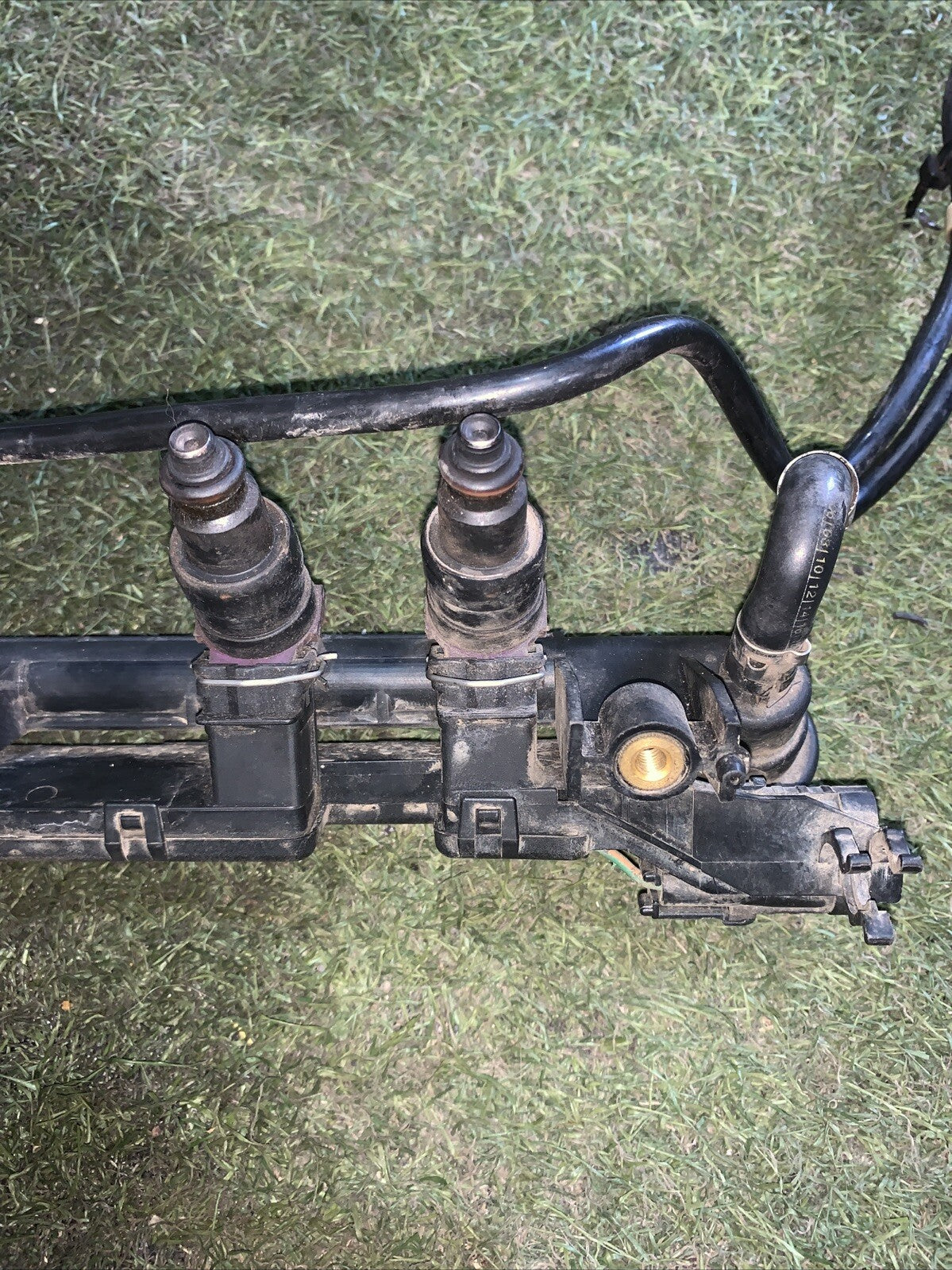 7700870914 FLAUTO INIETTORI RENAULT Clio Serie 1.2 benzina (1997)