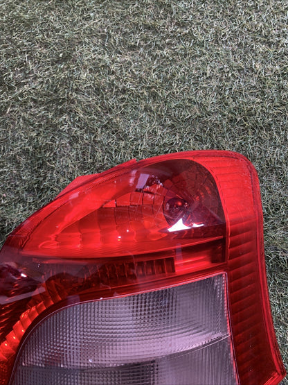 STOP FANALE POSTERIORE DESTRO TOYOTA Yaris Serie 2008 815510D110
