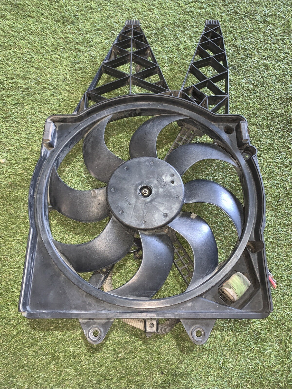 ELETTROVENTOLA  FIAT GRANDE PUNTO (199) 90CV, 871300200 (2)