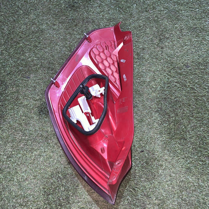 STOP FANALE POSTERIORE DESTRO FORD Fiesta 6° Serie 8A61-13404-A