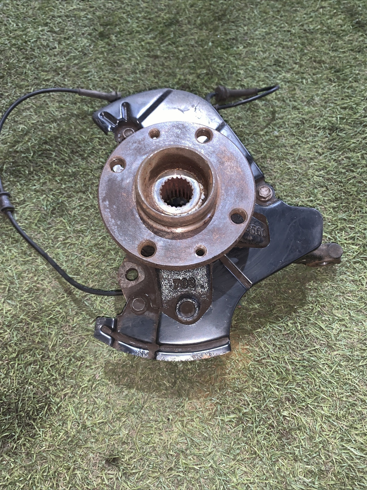 Mozzo Montante Fusello Anteriore Sx Fiat 500 2011 1.4 Benzina 