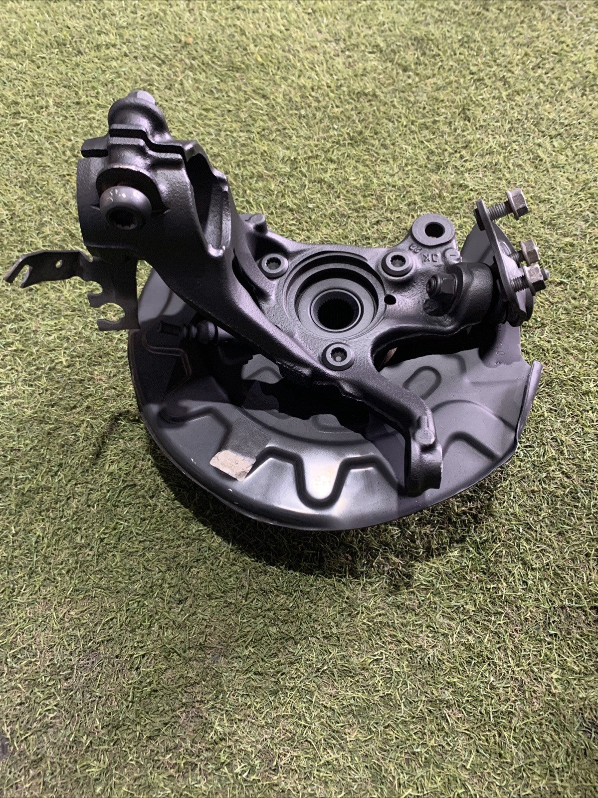 Mozzo Montante Fusello Anteriore Sinistro Volkswagen T-Roc 2023 1.0 Benzina