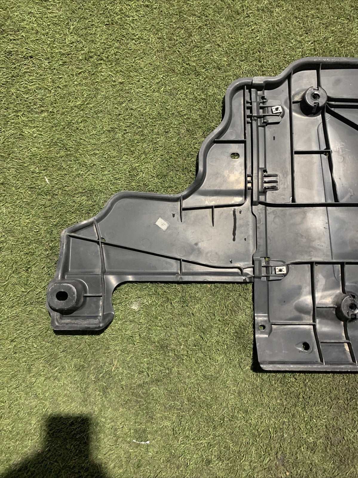 RIPARO SOTTOSCOCCA DESTRO SEAT ARONA 2024 2Q0825202B