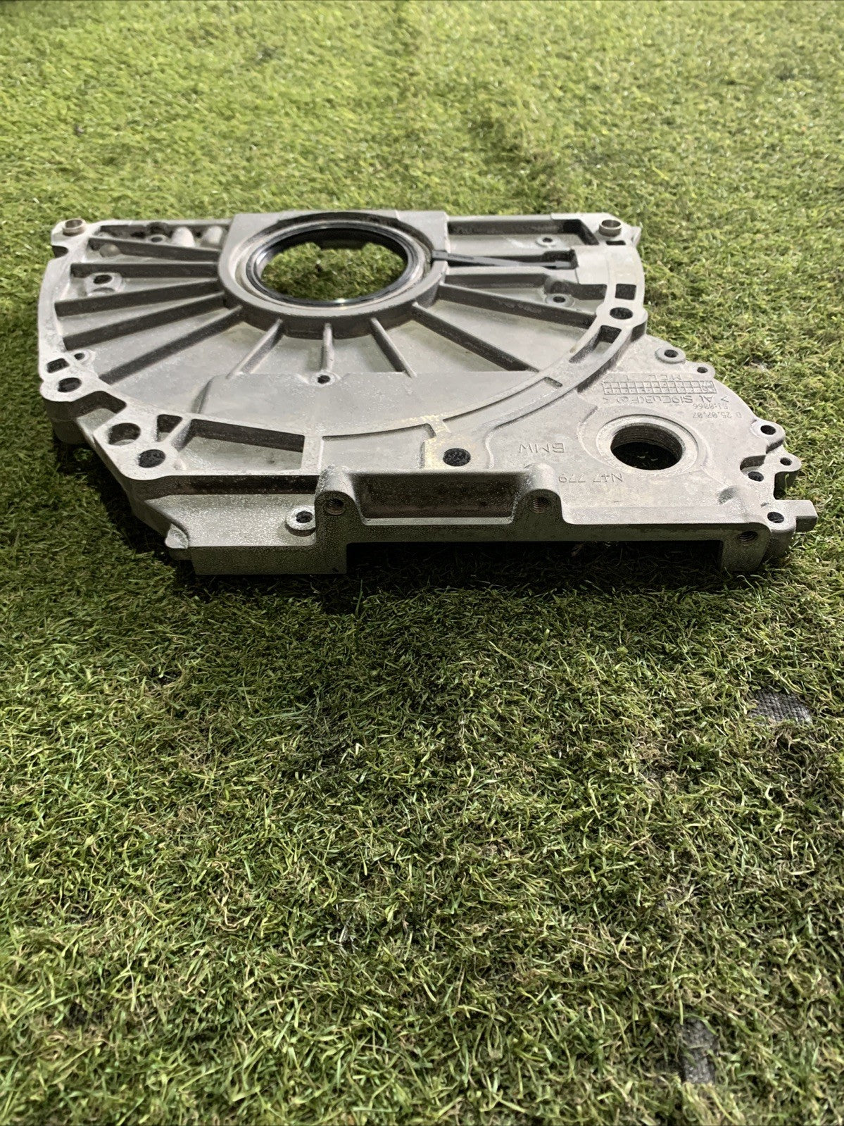 Coperchio Carter Distribuzione Bmw Serie 1 E81 2.0 Diesel 7797488-05
