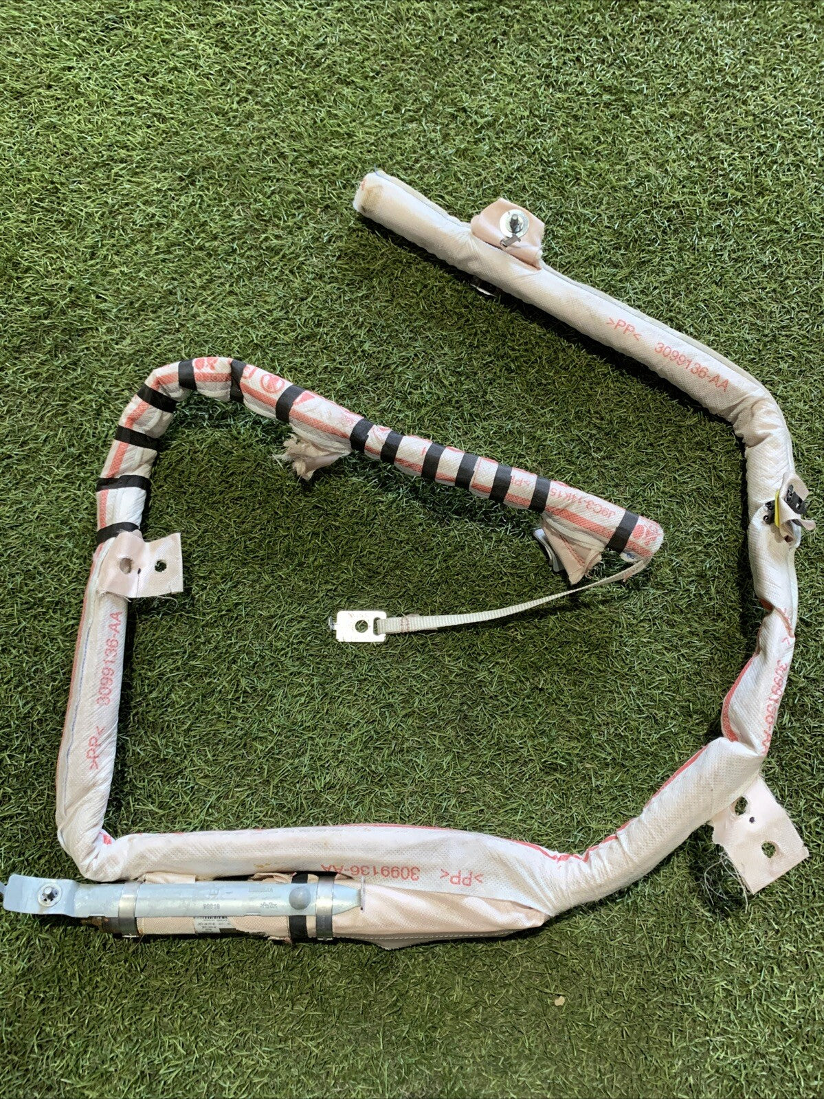 AIRBAG A TENDINA LATERALE  Dx PASSEGGERO JAGUAR E-Pace Serie J9C3-14K159AC