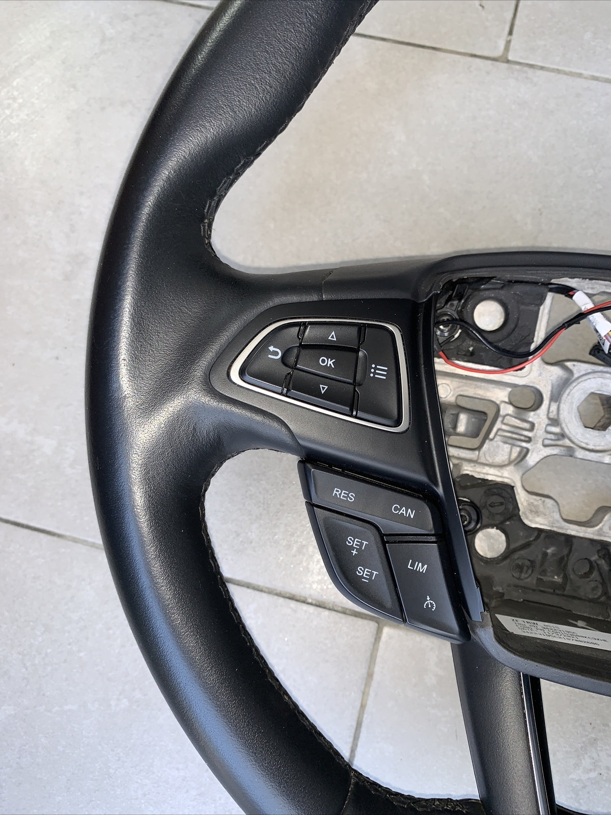 VOLANTE / STERZO CON COMANDI FORD ECOSPORT 2022  CGN153600KC3ZHE
