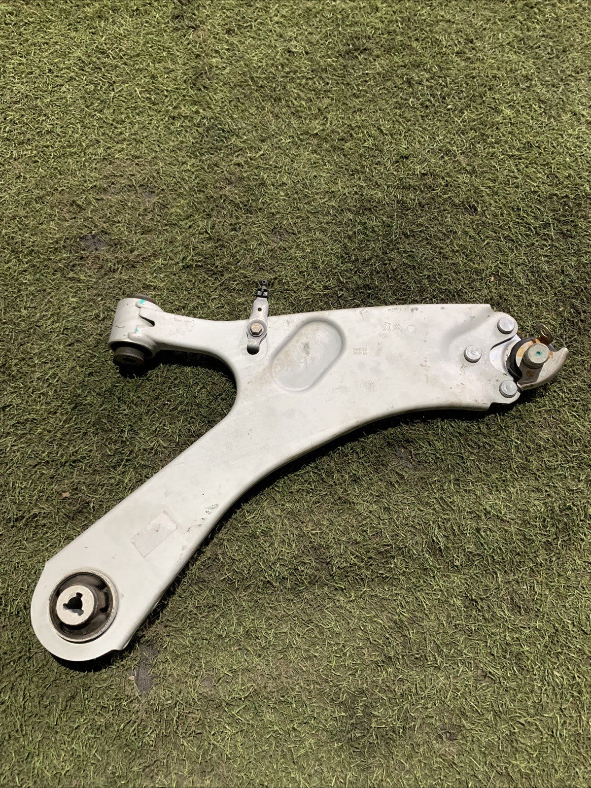 Braccio Oscilante Anteriore Destro Alfa Romeo Junior 1.2 Mild Hybrid 9830190580