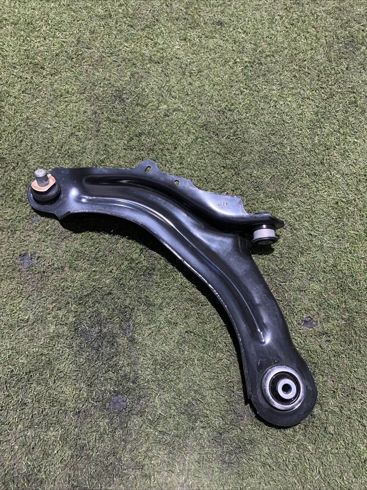 Braccio Oscillante Anteriore Sinistro Renault Captur 2013-2019 1.5 Diesel 