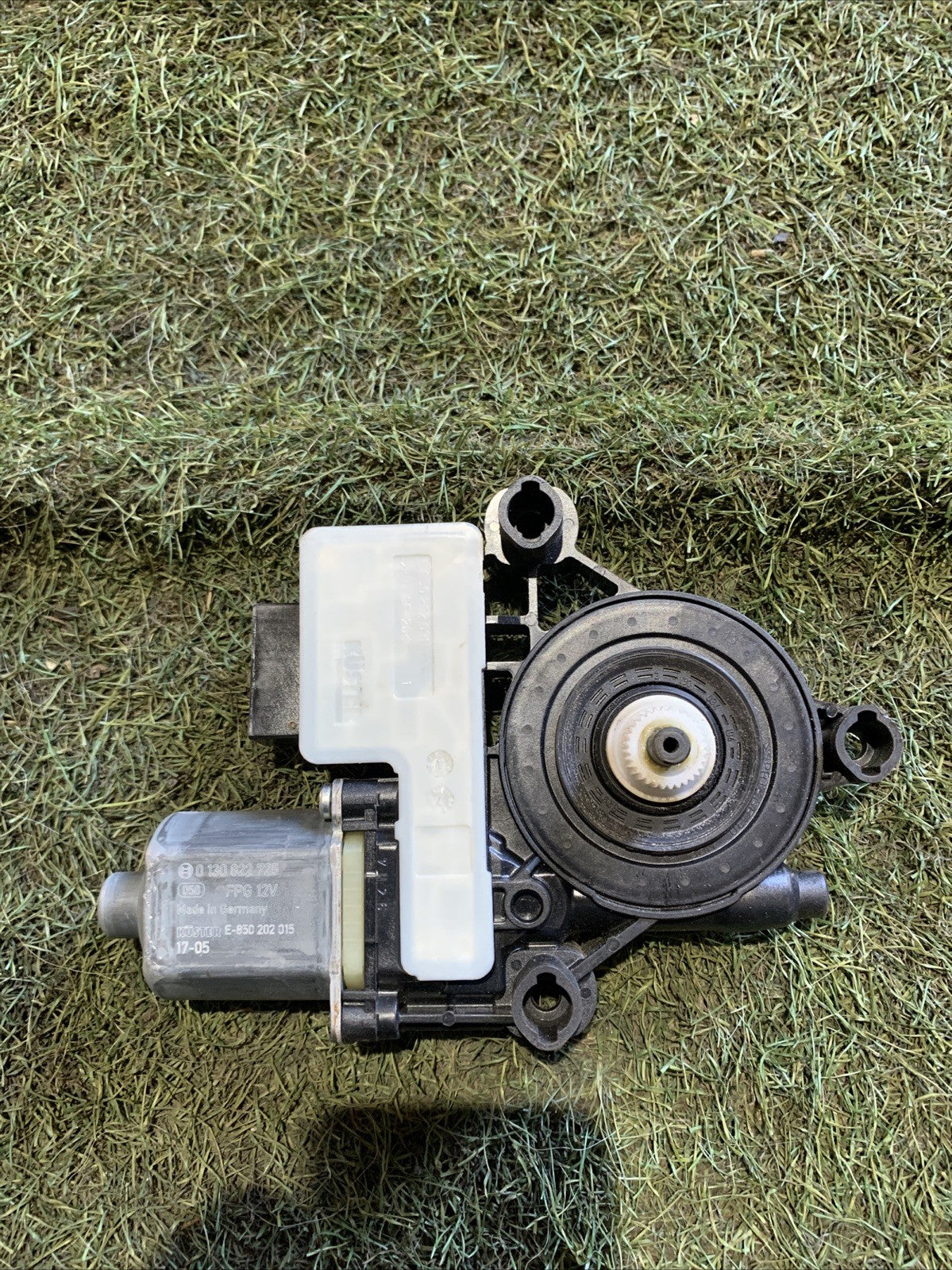 Motorino Alzavetro Posteriore Sinistro Volkswagen Tiguan 2017 5Q0959811E