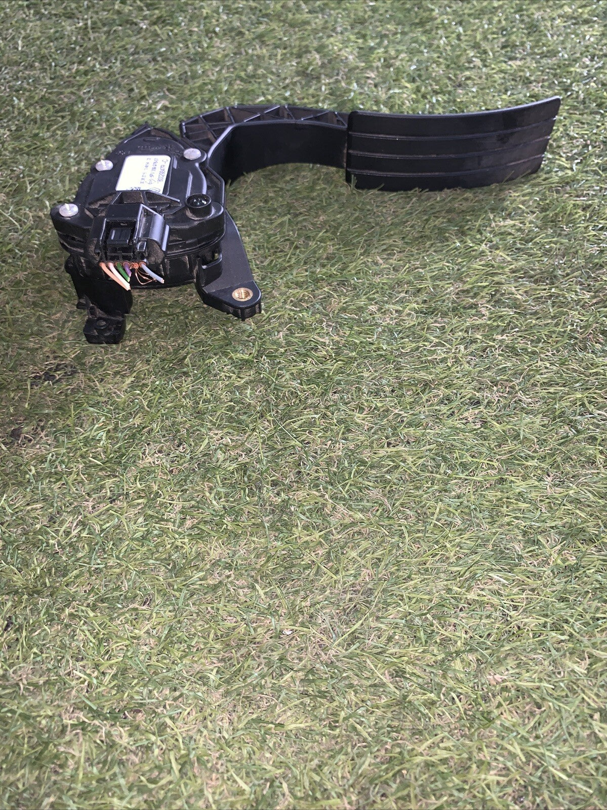 ACCELERATORE RENAULT CLIO IV 4°SERIE 1.5 DCI (180029347R---)