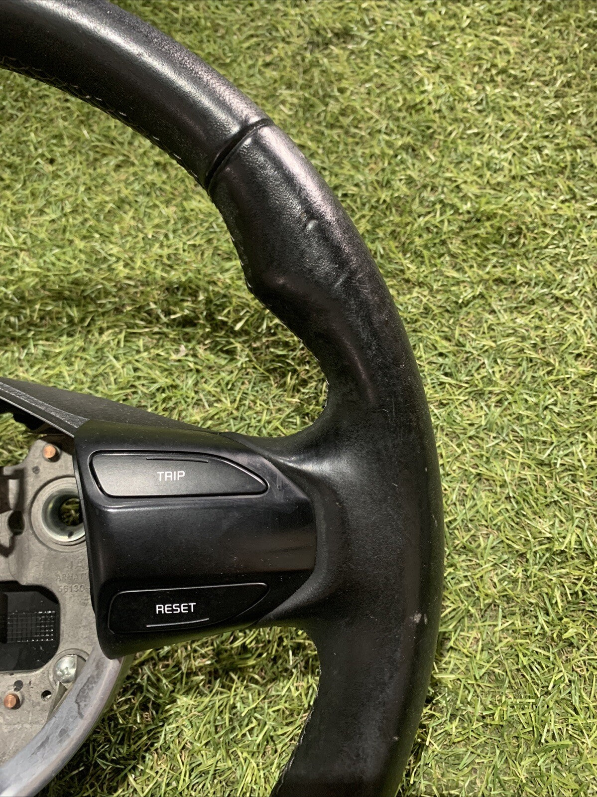 Sterzo Volante Kia Stonic 56100H8340 !!!ATTENZIONE!!! Guardare Bene Le Foto