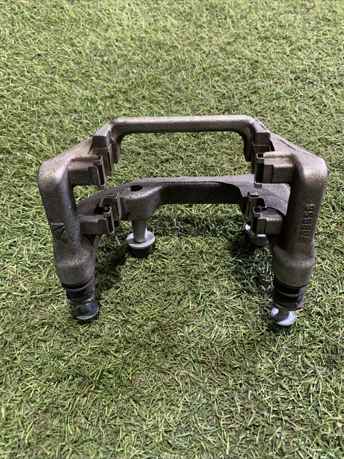 Porta Pinza Freno Posteriore Sinistra Citroen C5 Aircross 1608999080