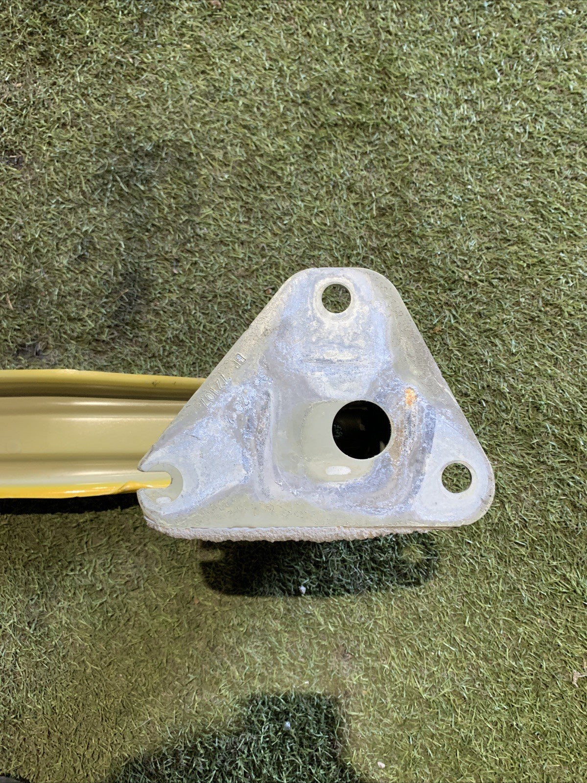 Traversa Paraurti Posteriore Peugeot 208 (2019) 254563D03