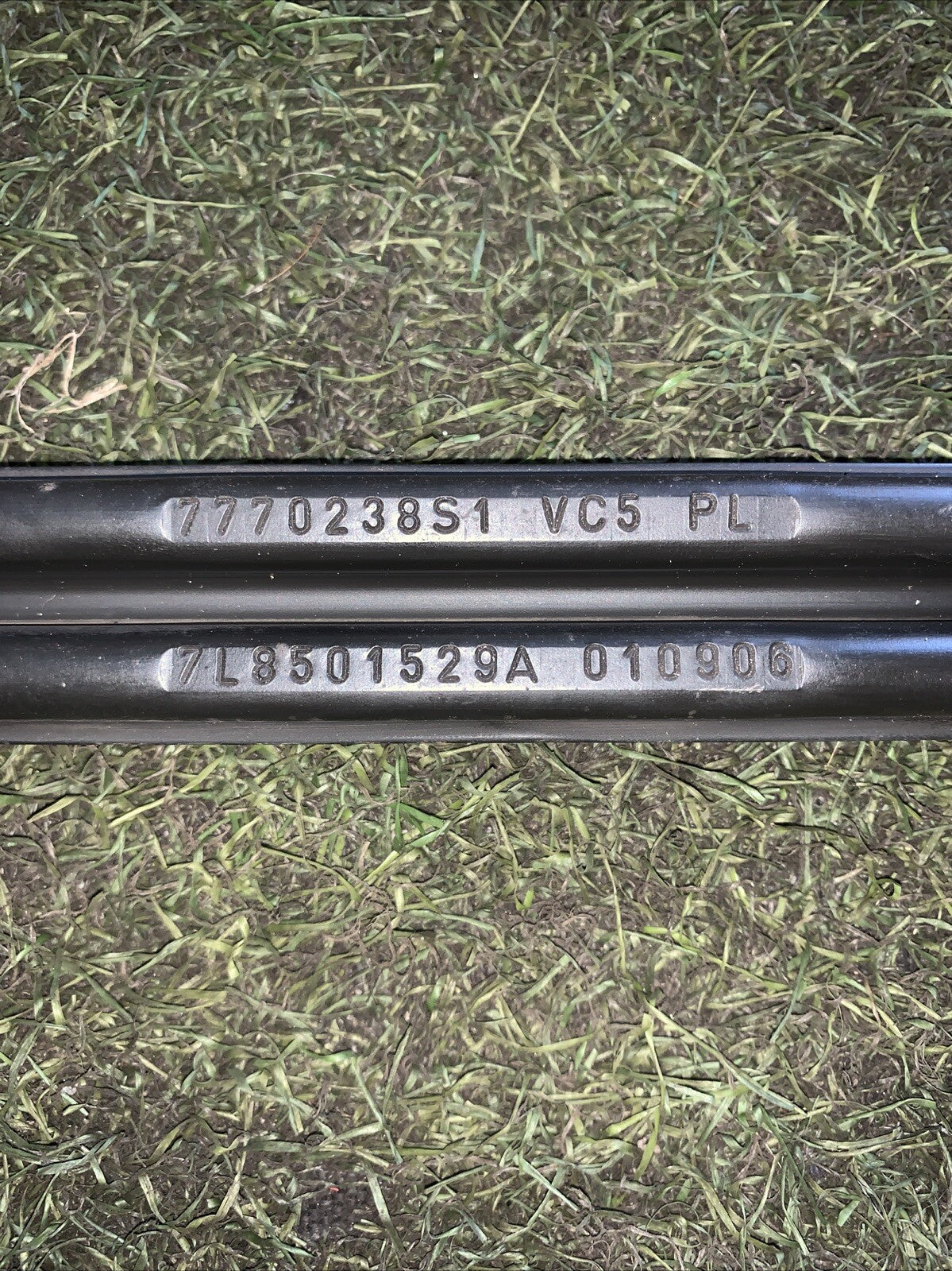 Braccio oscillante posteriore inferiore destro Audi Q7 2006 3.0D 7L8501529A