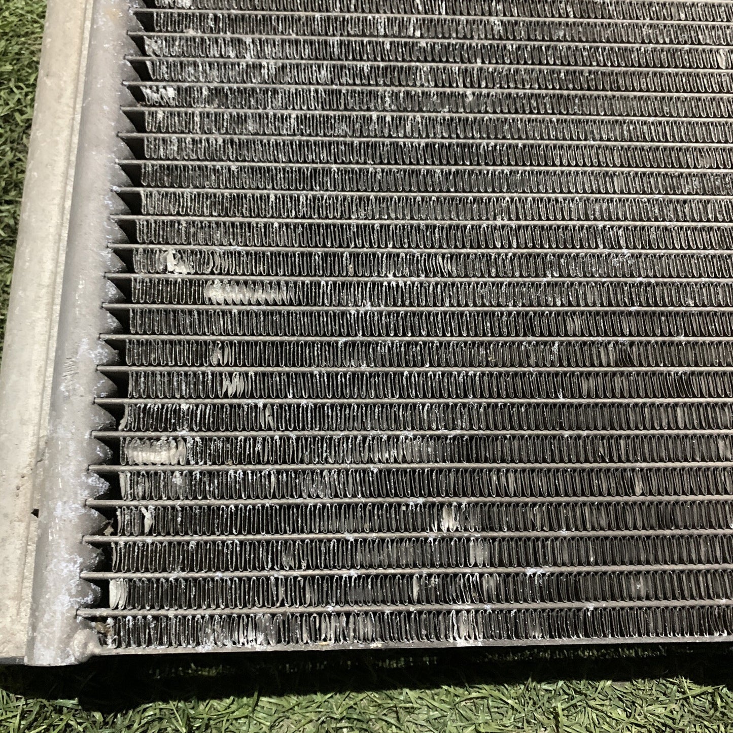 9674813580 RADIATORE ARIA CONDIZIONATA PEUGEOT 207 1.4 HDI (2)