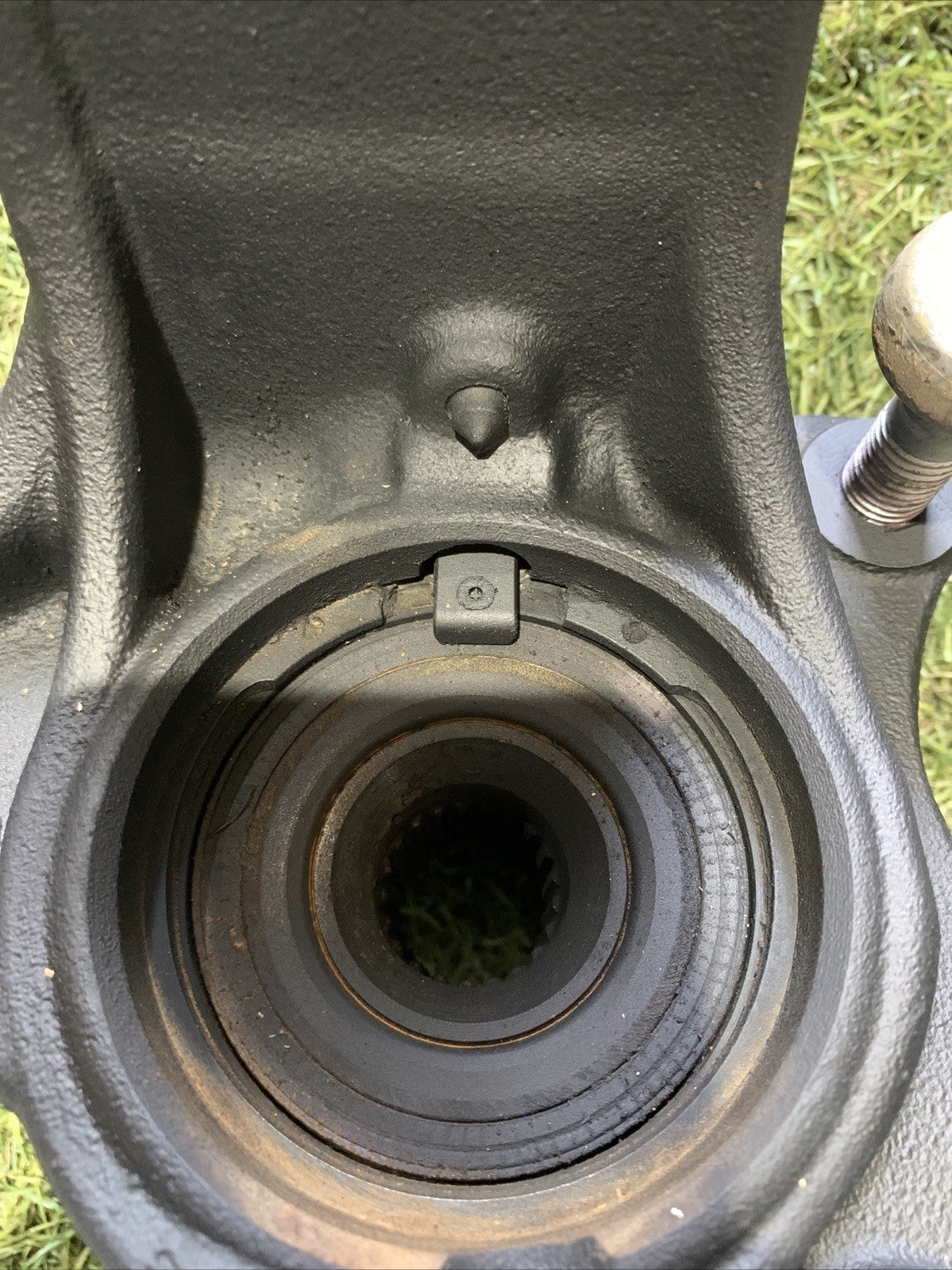 1607557480 MOZZO MONTANTE FUSELLO ANTERIORE SX PEUGEOT 208 2017 1.2