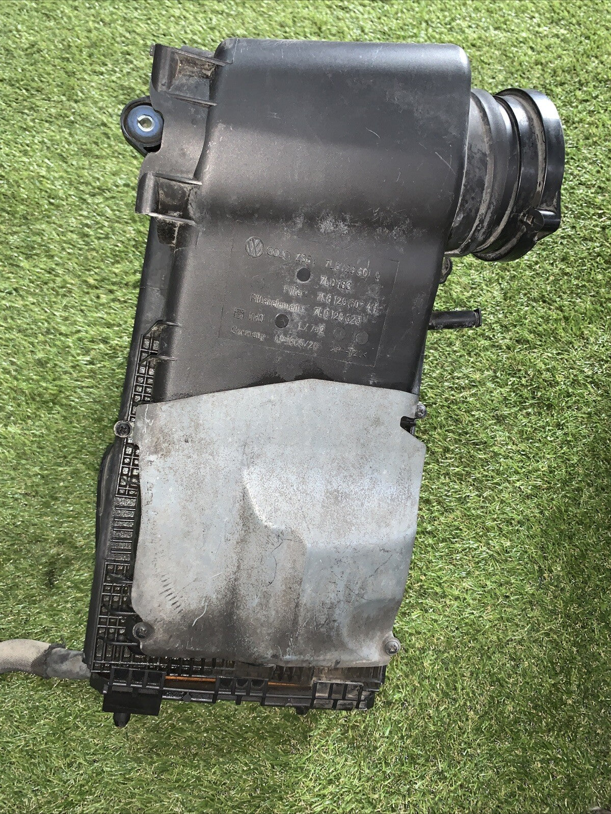 BOX SCATOLA FILTRO ARIA AUDI Q7 Serie (4LB) 7L6129601Q 3.0 Diesel