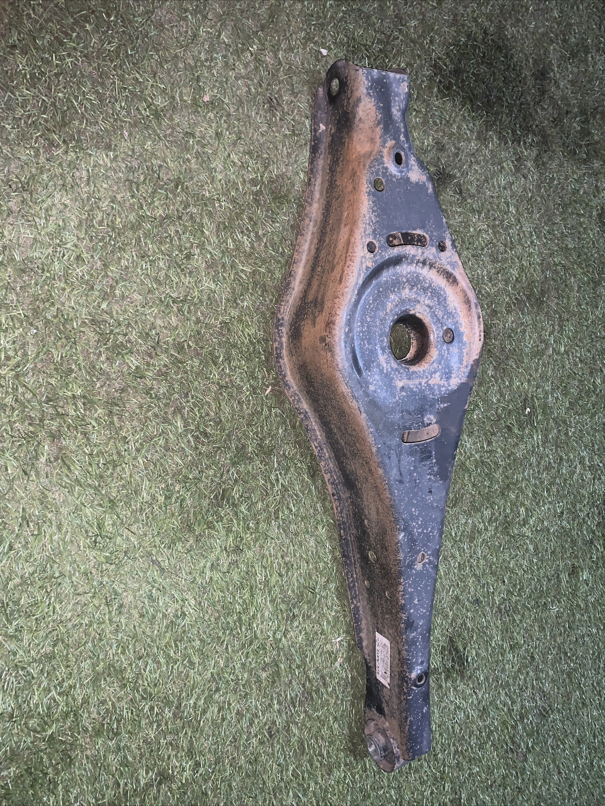 1K0505371 BRACCIO OSCILLANTE INFERIORE POSTERIORE LATO SX VOLKSWAGEN GOLF 5