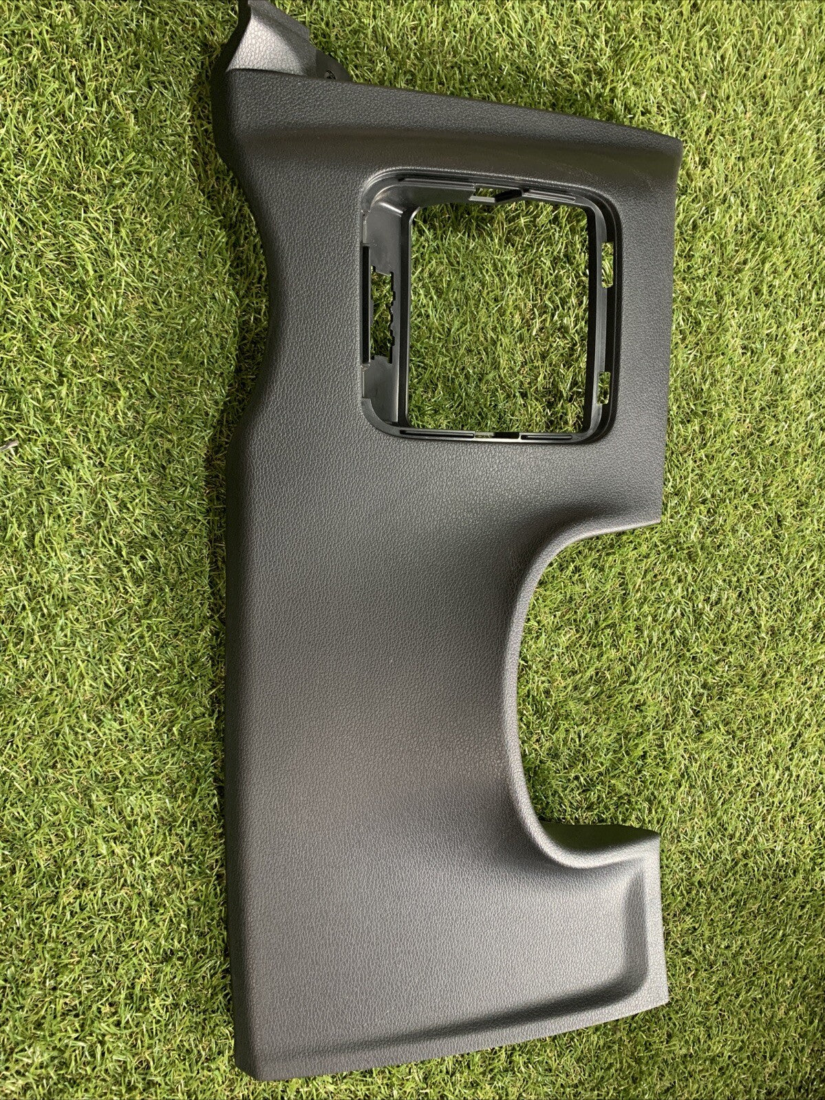 RIVESTIMENTO INFERIORE PANNELLO DI MONTAGGIO KIA SPORTAGE 2023 84750-R2000