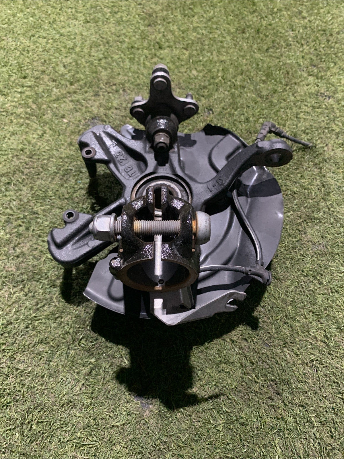 Mozzo Montante Fusello Anteriore Sinistro Audi A1 2019 1.0 Benzina 2Q0407255AF