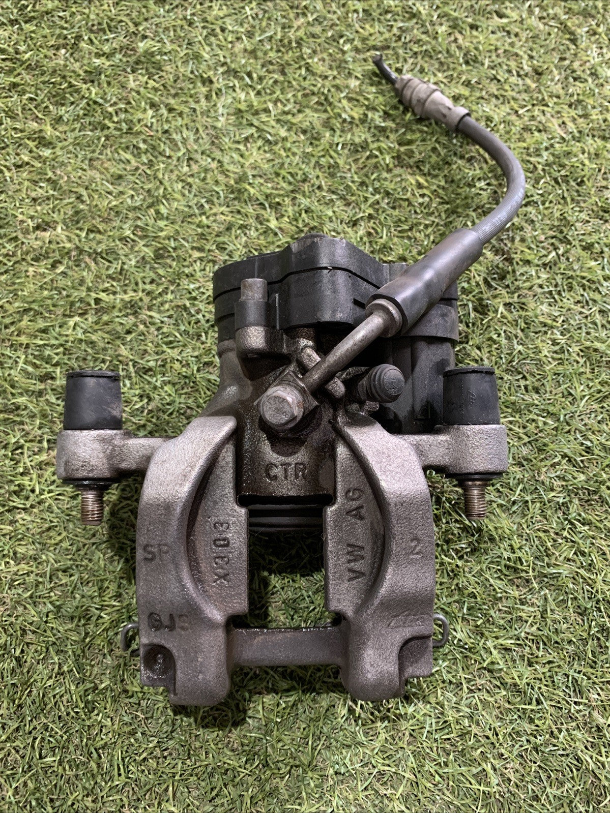 PINZA FRENO POSTERIORE SINISTRA PER VOLKSWAGEN Tiguan Serie 3Q0615405R (16 ) (2)