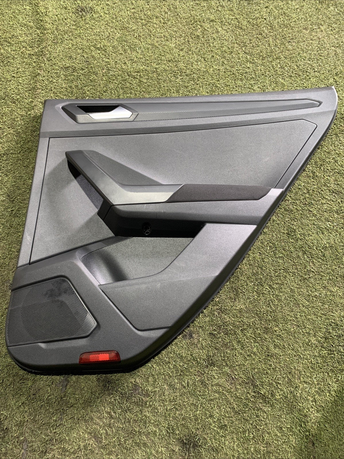 PANNELLO INTERNO PORTA POSTERIORE DESTRO VOLKSWAGEN T-ROC (2019) 2GA867212