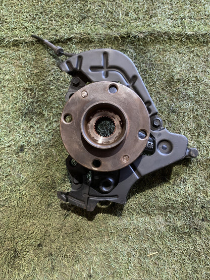 MOZZO MONTANTE FUSELLO ANTERIORE SINISTRO FIAT 500 2018 1.3 MJT 52044897