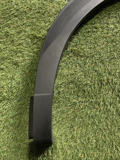 MODANATURA PARAFANGO POST SX PER PEUGEOT 2008 Serie 9825736780 (19>)