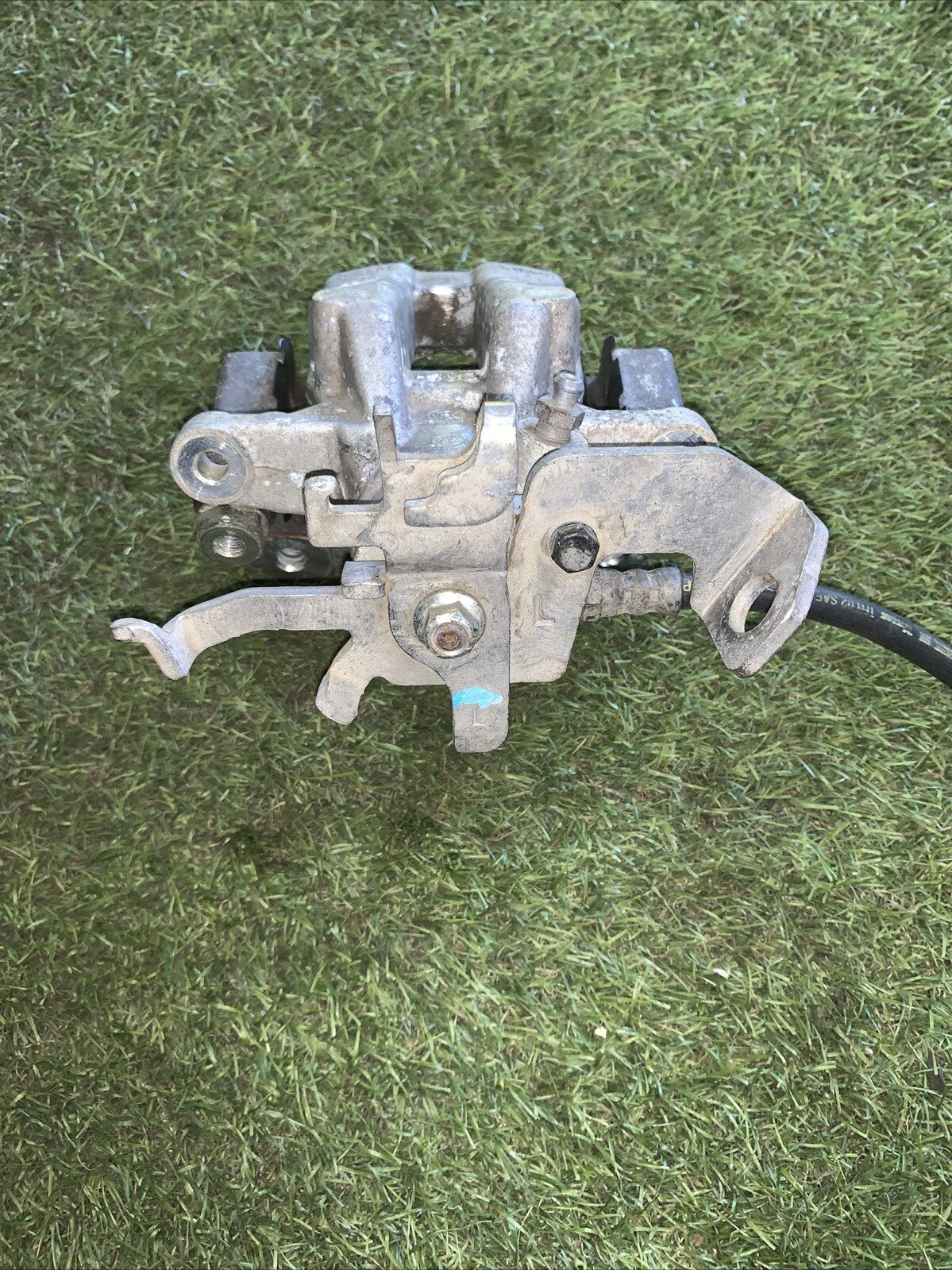 FIAT TIPO PINZA FRENO POSTERIORE SINISTRA SX ANNO 2017 00520594730