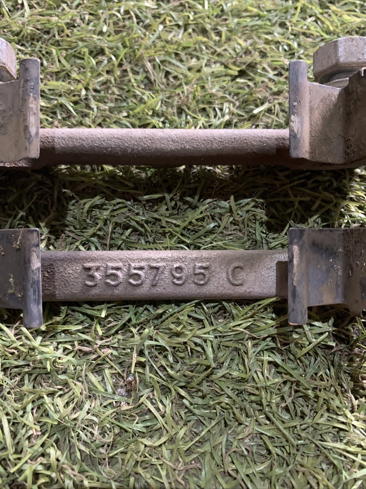 Porta Pinza Freno Posteriore Sx Fiat 500X 1.3 Anno 2018 Originale 355795C (2)