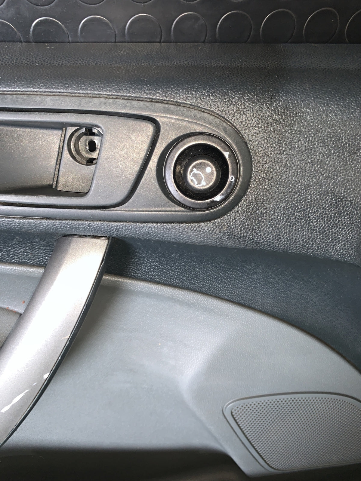 8A61-A23943-K PANNELLO INTERNO PORTA ANTERIORE SINISTRA FORD FIESTA 2010