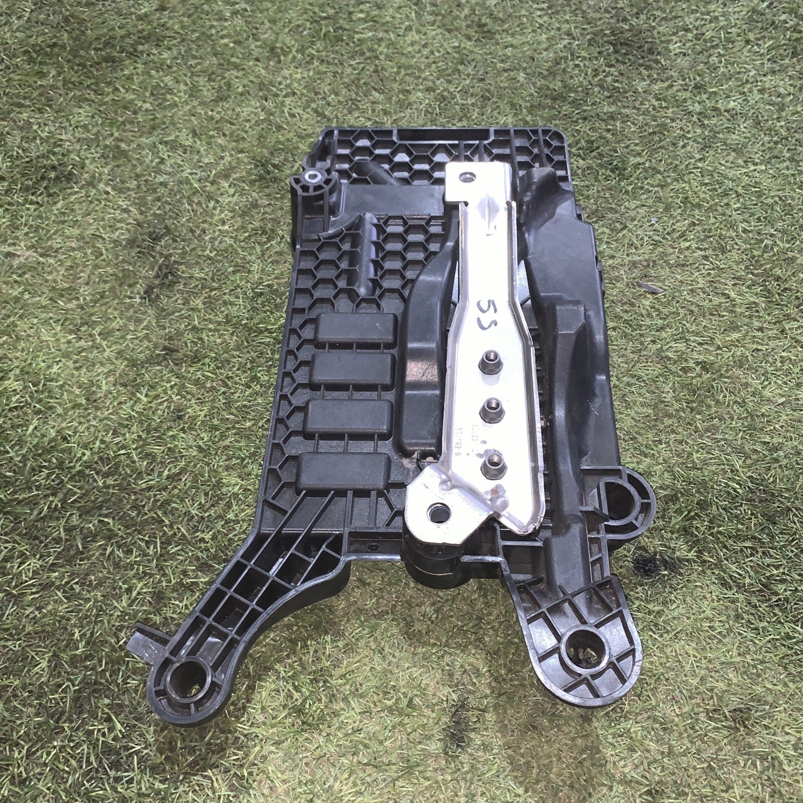 2Q0915331 ALLOGGIO BATTERIA VOLKSWAGEN T-Cross Serie 1000 Benzina (2020)