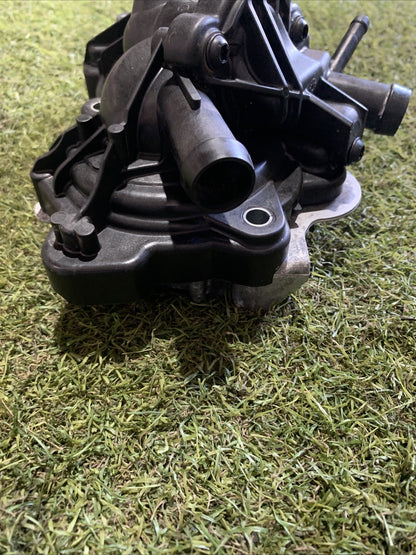 Pompa Acqua Refrigerate Volkswagen T-Roc 1.0 Turbo Benzina DKR 04C121600CC