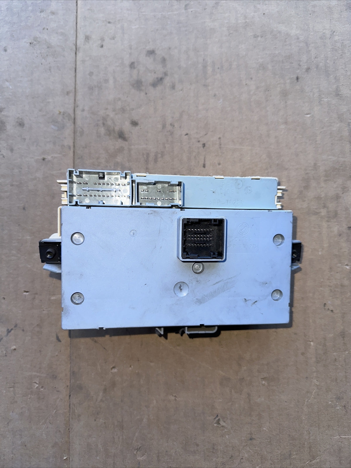 CENTRALINA PORTA FUSIBILI FUSIBILIERA ALFA ROMEO 147 1.9 JTD (2000\2010)