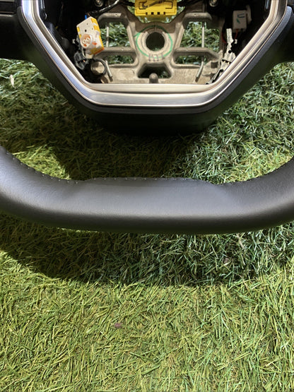 Volante In Pelle Multifunzioni Peugeot 2008 2025 98546457ZD