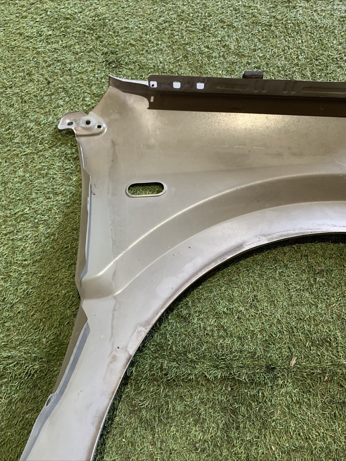 Parafango Anteriore Sinistro Ford Fusion