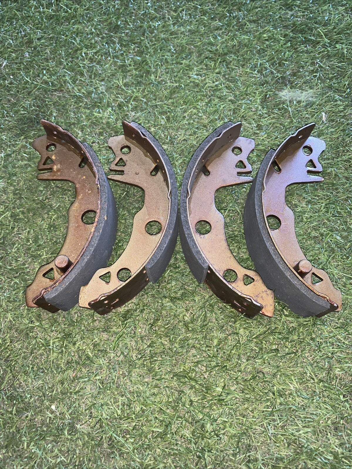 GANASCE FRENO POSTERIORI RENAULT R4 R5 R6 BENDIX CITROEN AX LN S-FR272