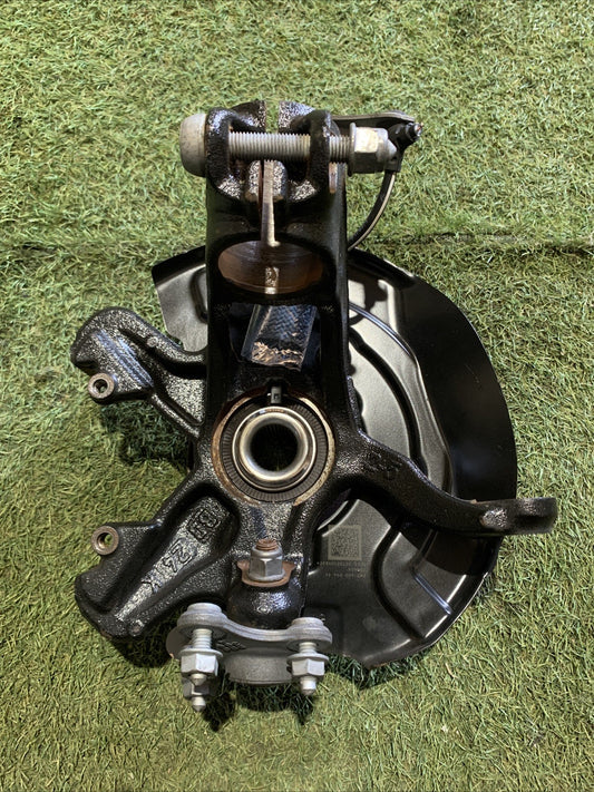 Mozzo Montante Fusello Anteriore Destra Volkswagen Polo 2024 1.0 B 2Q0407256AF