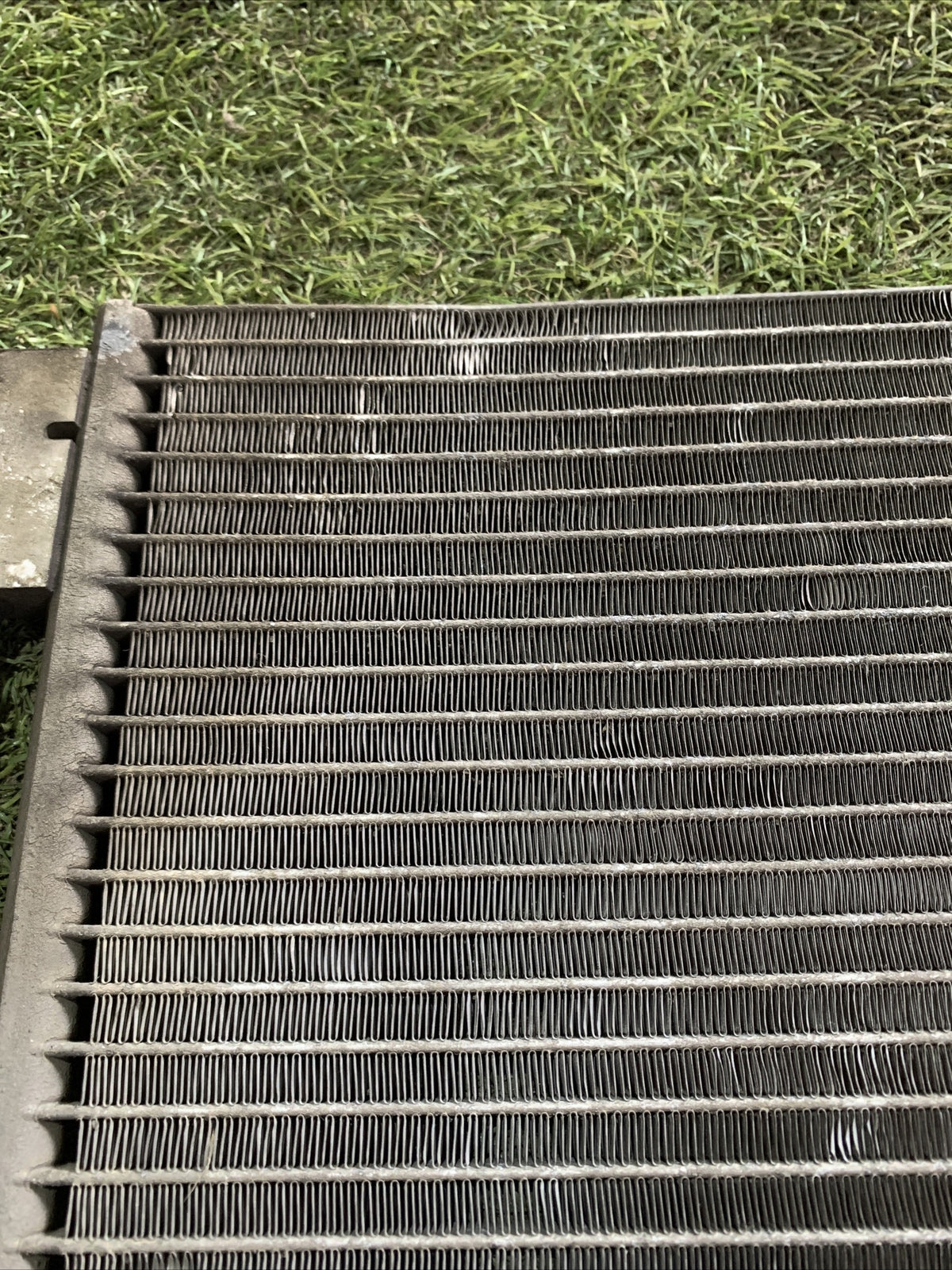 CONDENSATORE ARIA CONDIZIONATA FIAT GRANDE PUNTO 55700406 1.2 BENZINA