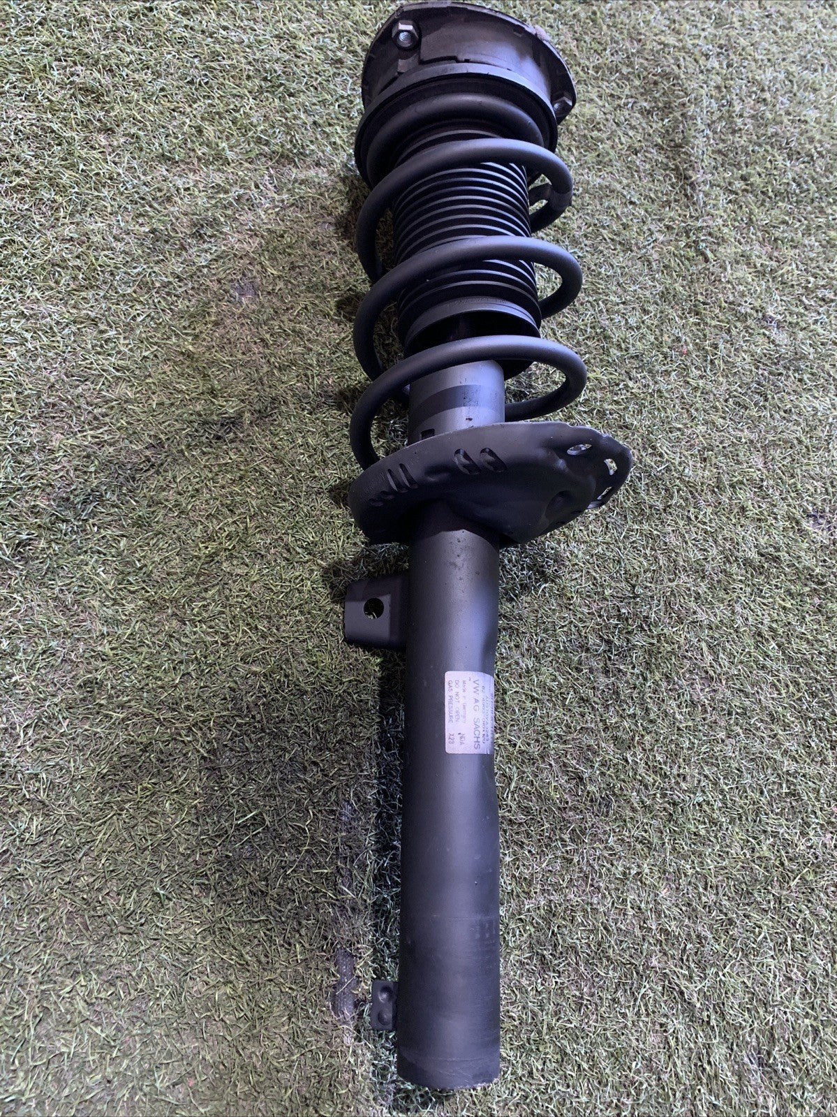 Ammortizzatore Anteriore Destro Audi A3 8V 1.6 Diesel 5Q0413023DB (2)