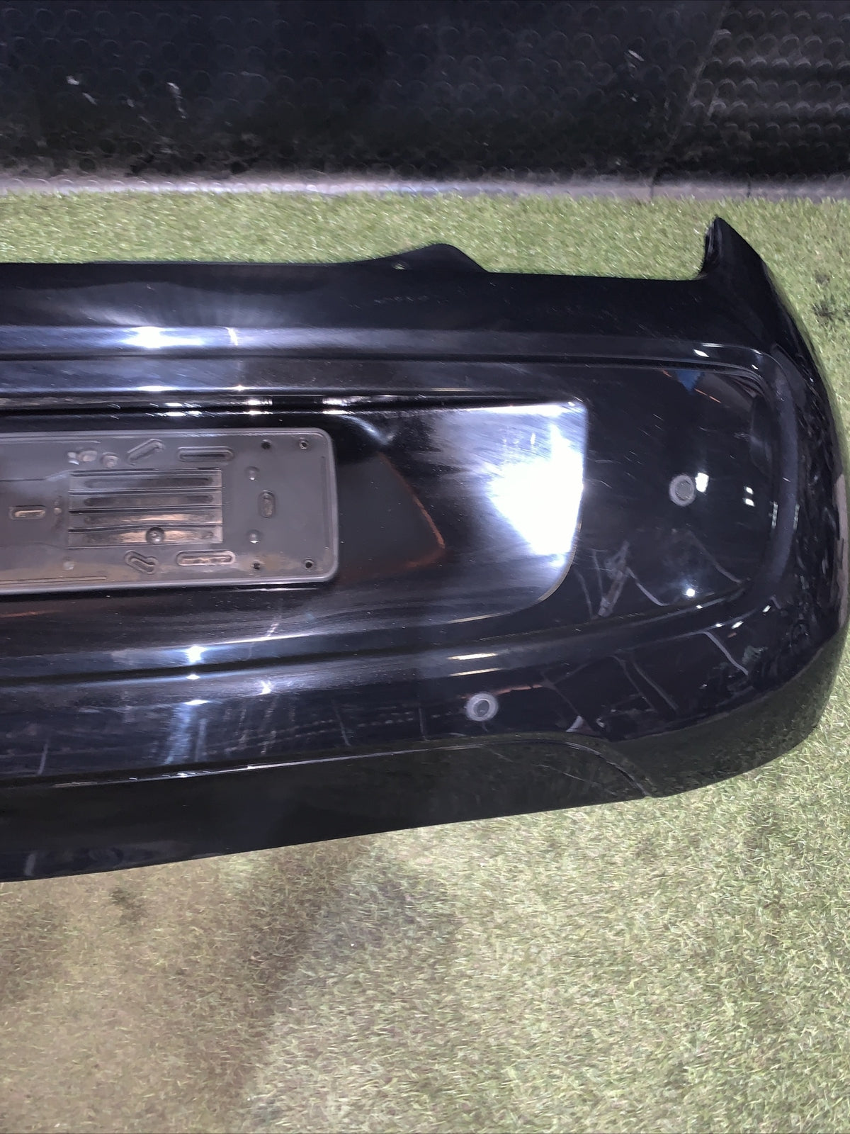 PARAURTI POSTERIORE VOLKSWAGEN UP 2011 2016 CON SENSORI