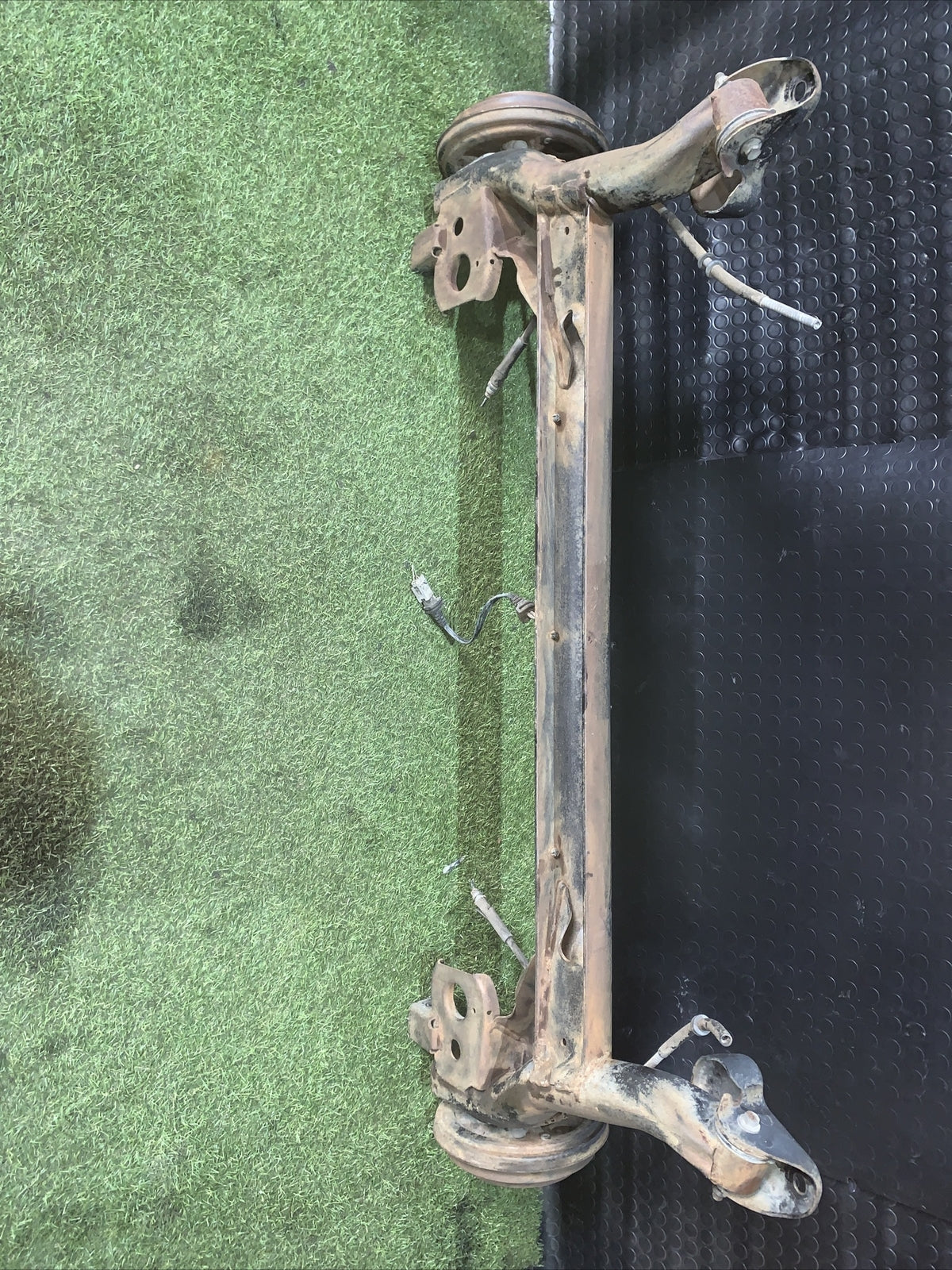 PONTE ASSALE POSTERIORE FORD FIESTA 5 V (01-10) 1.4 TDCI