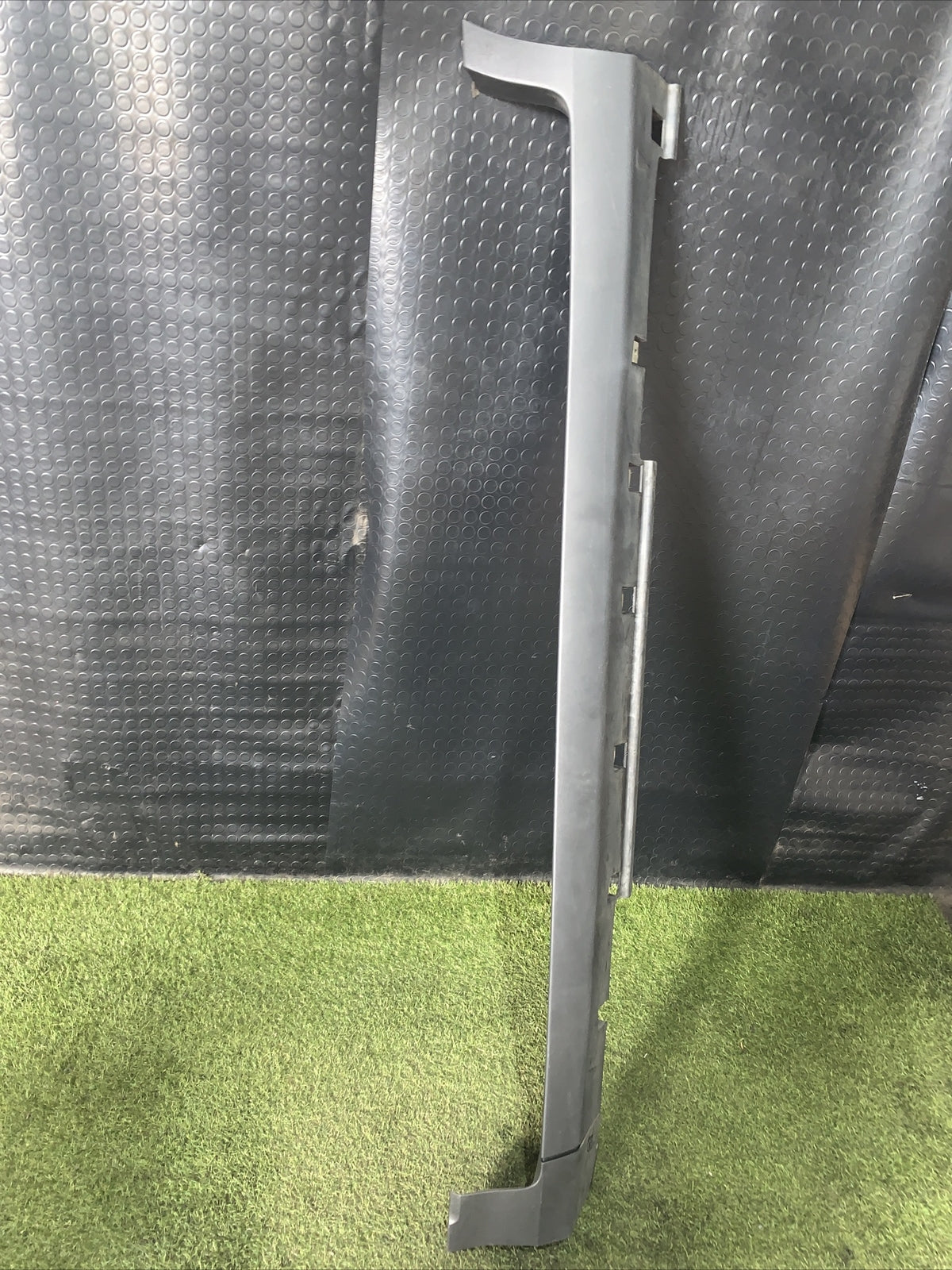 GN15N10155B MINIGONNA LATERALE SINISTRA FORD ECOSPORT 2020