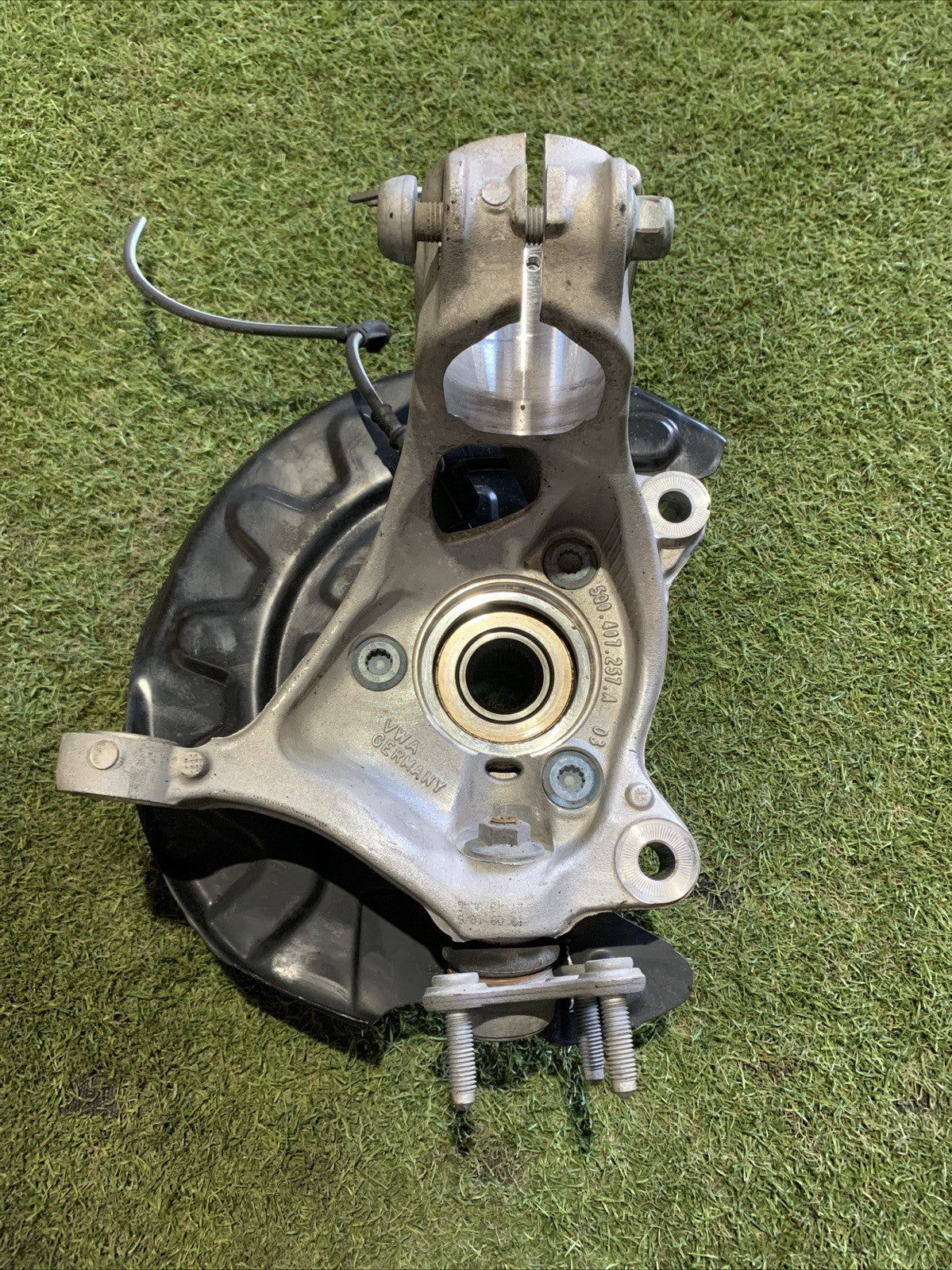 Mozzo Montante Fusello Anteriore Sinistro Audi Q2 2018 5Q0407257A