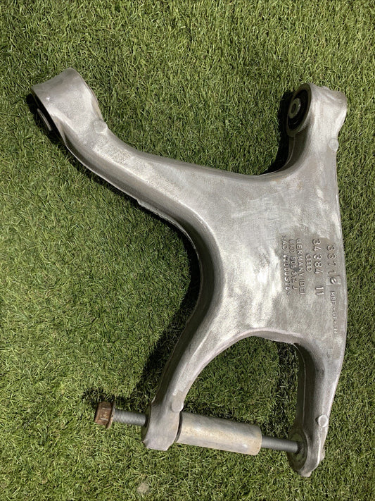 BRACCIO OSCILANTE POSTERIORE INFERIORE DESTRO AUDI A5 2012 8K0505312J