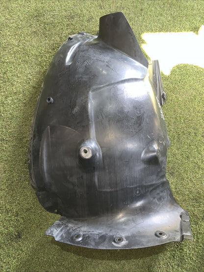 PASSARUOTA ANTERIORE SINISTRO MERCEDES Classe A Serie (W177) A2476906500