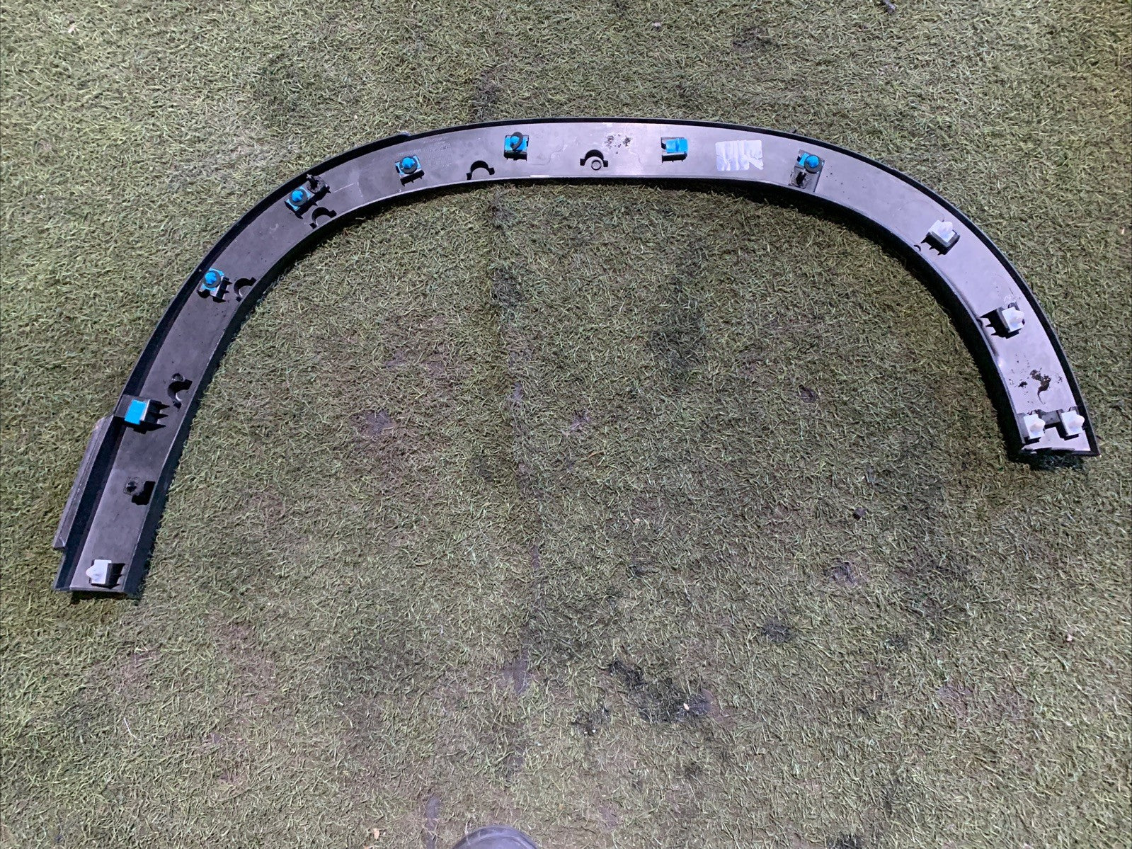 Modanatura Parafango Posteriore Destro Jeep Avenger 2025 735729932 (2)