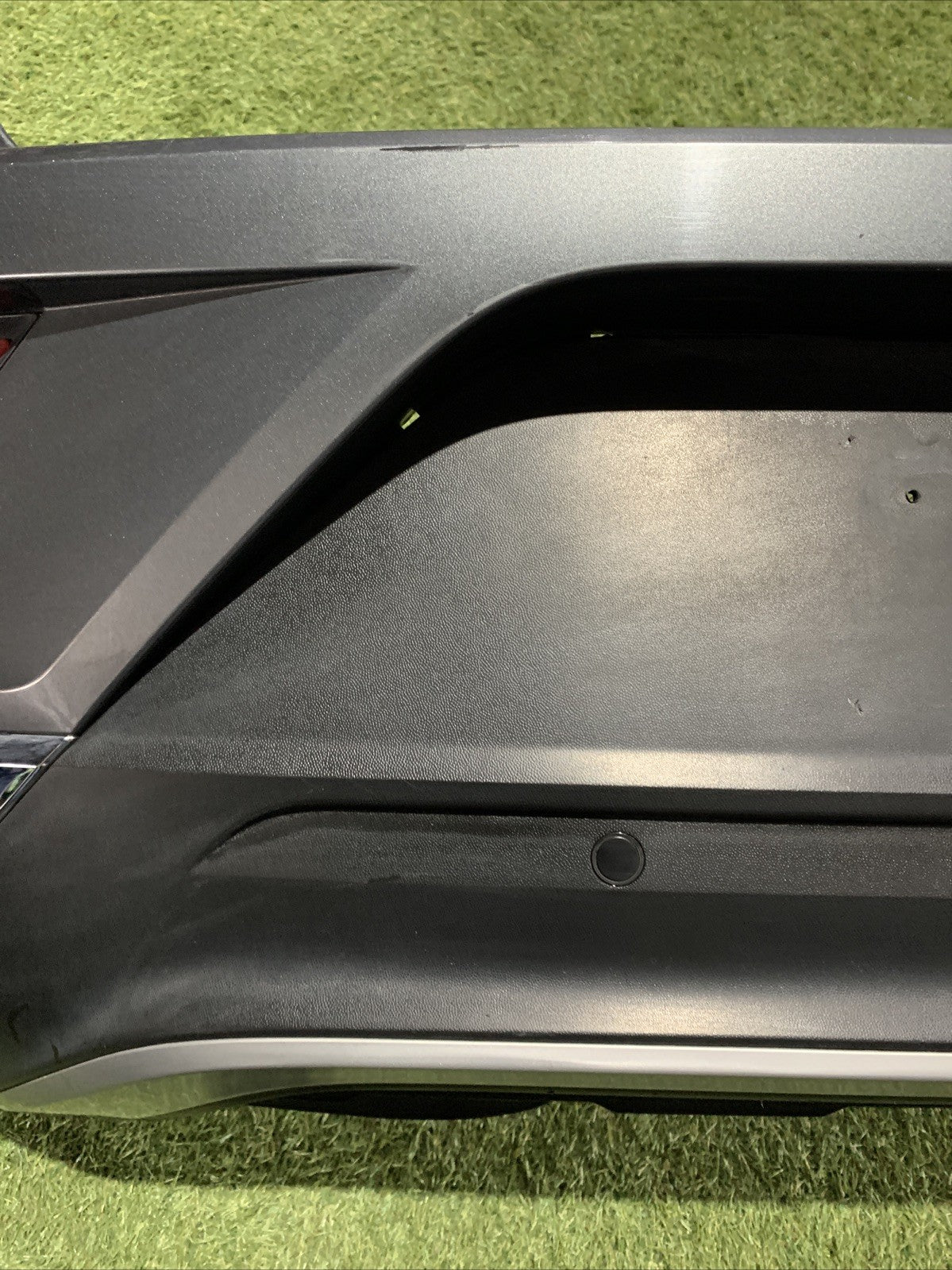 Paraurti Posteriore Con Sensori Di Parcheggio Volkswagen T-roc 2019 (2)