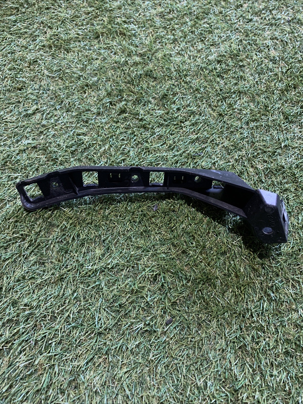STAFFA ATTACCO PARAURTI POSTERIORE SINISTRA FIAT 500X 2023 51948333