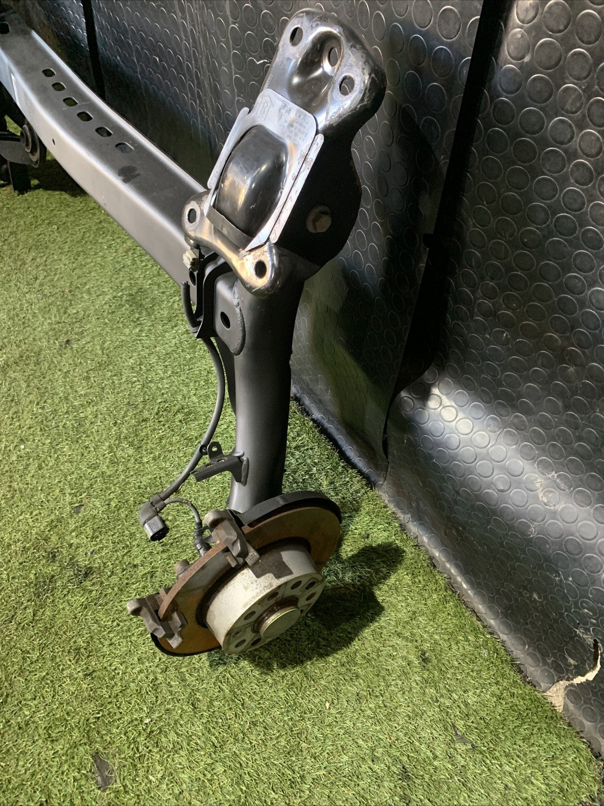 Ponte Assale Posteriore Volkswagen Golf 7 1.6 5Q0501049BJ (2)